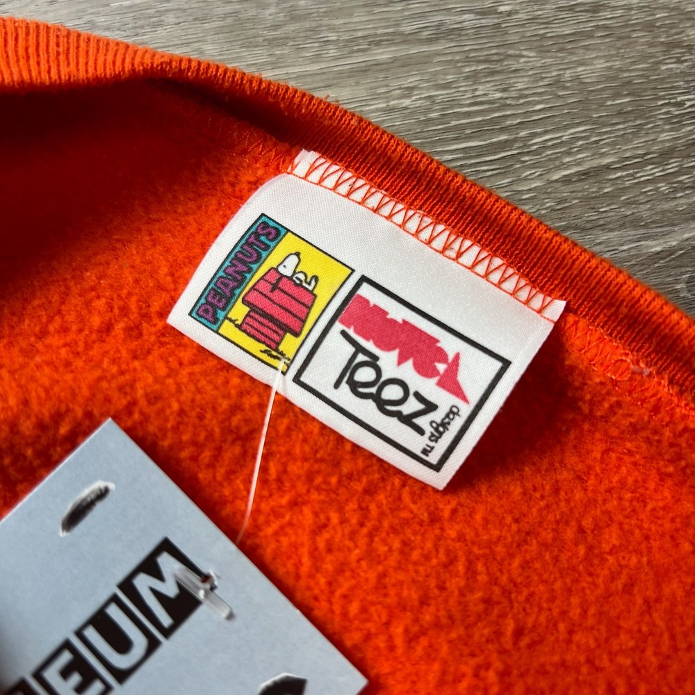 Peanuts Snoopy Sweatshirt Unisex Medium Orange Halloween Joe Cool Graphic 90s - Picture 4 of 10